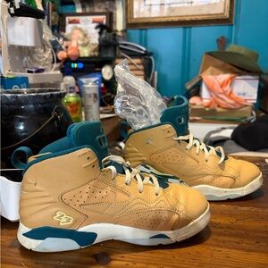 Nike Kids' Jordan Jumpman MVP Shoes - Twine Geode / Teal Green 3Y Kids